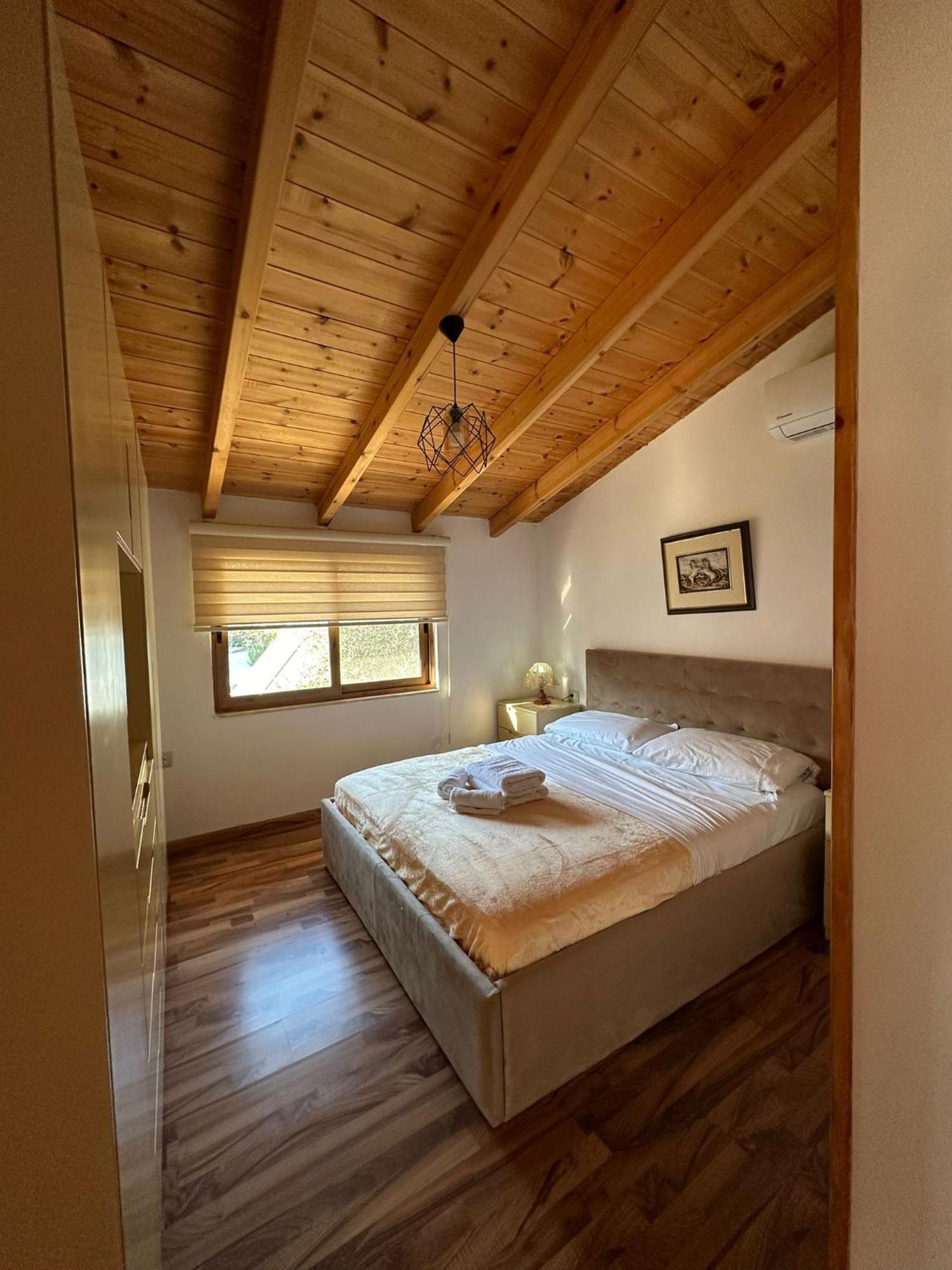 Alimeti Guesthouse 培拉特 外观 照片